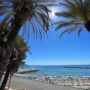 Da Mariella - Vacanze Con Terrazzo In Centro Appartamento